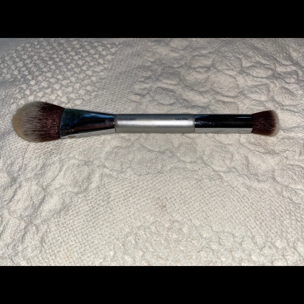 Ulta Highlighter/Definer brush